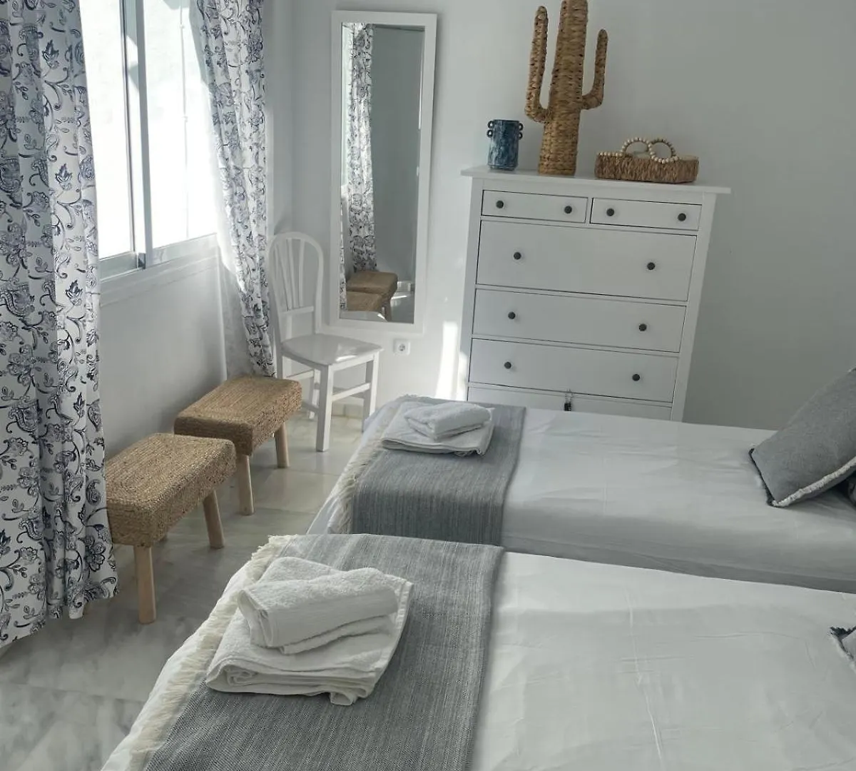 Beau Duplex Pres De La Plage Sitio de Calahonda Lägenhet